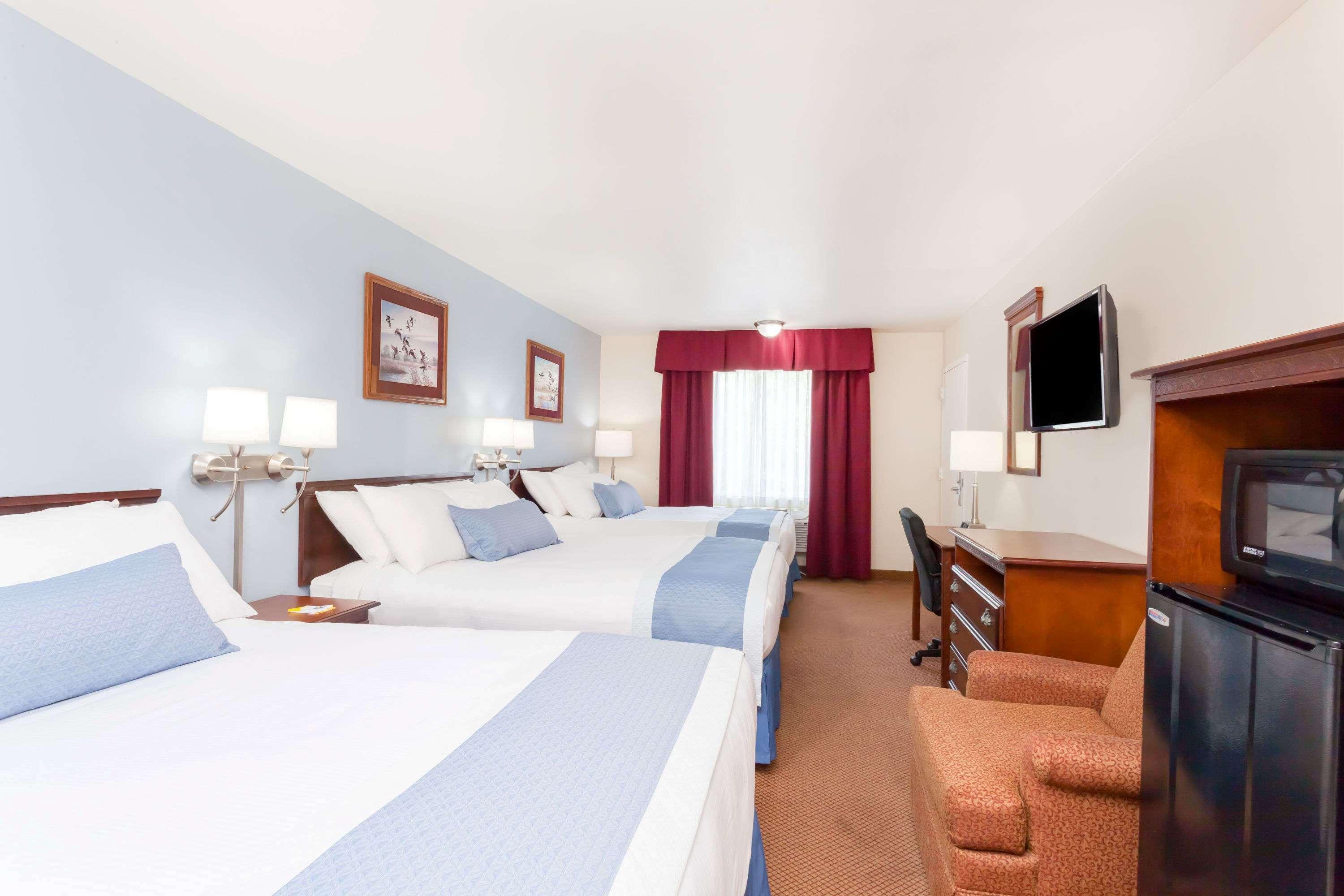 Days Inn By Wyndham Hampton Exterior photo